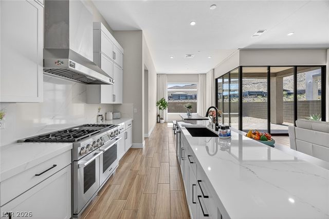 11033 Concord Valley Drive, Las Vegas, NV 89135