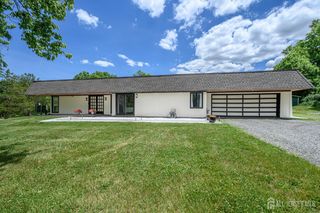 13 Central Avenue, Whitehouse Station, NJ 08889