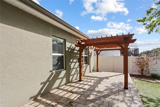 420 SPRING POND LANE, Mount Dora, FL 32757