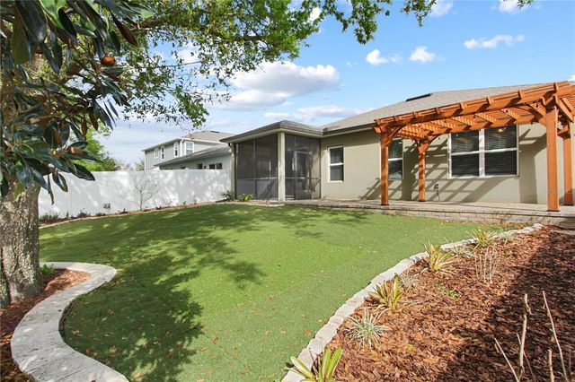 420 SPRING POND LANE, Mount Dora, FL 32757