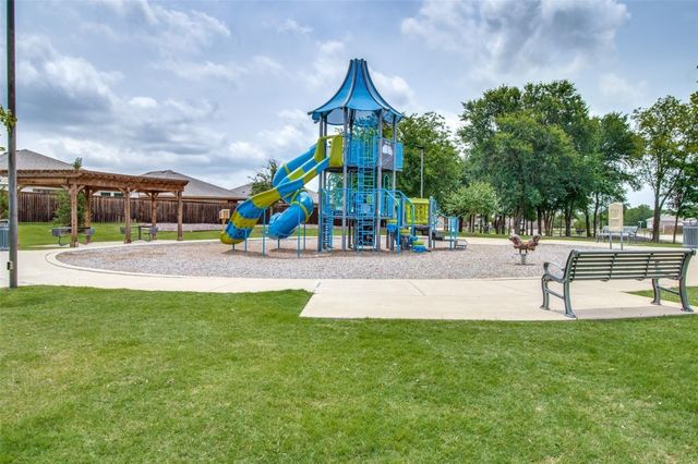 806 Opal Path, Princeton, TX 75407
