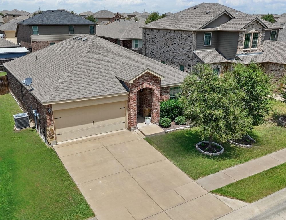806 Opal Path, Princeton, TX 75407