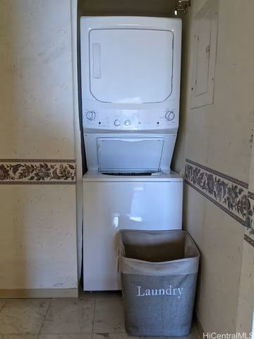 2240 Kuhio Avenue 3204, Honolulu, HI 96815