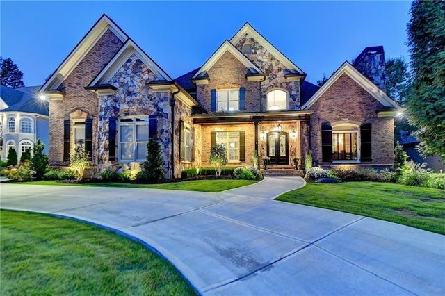 8760 Colonial Place, Duluth, GA 30097