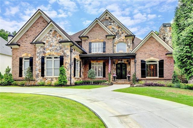 8760 Colonial Place, Duluth, GA 30097