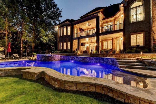 8760 Colonial Place, Duluth, GA 30097