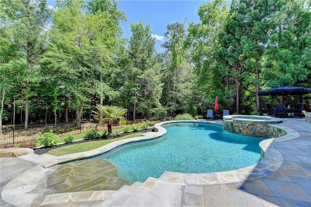 8760 Colonial Place, Duluth, GA 30097
