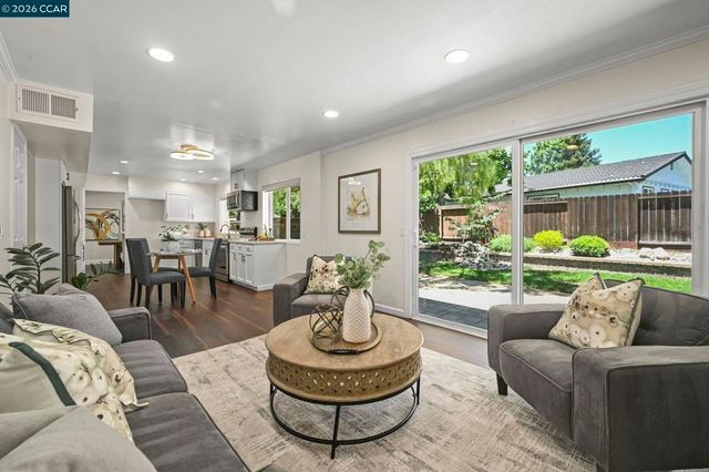 508 Amherst Ct., San Ramon, CA 94583
