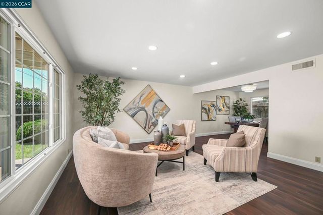 508 Amherst Ct., San Ramon, CA 94583