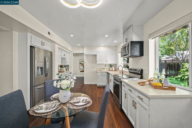 508 Amherst Ct., San Ramon, CA 94583