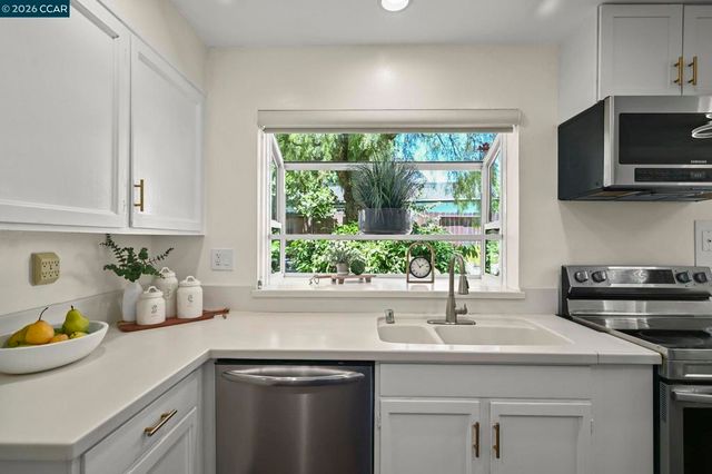 508 Amherst Ct., San Ramon, CA 94583