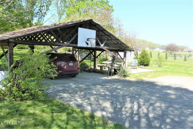 191 Walker Ford Rd, Maynardville, TN 37807