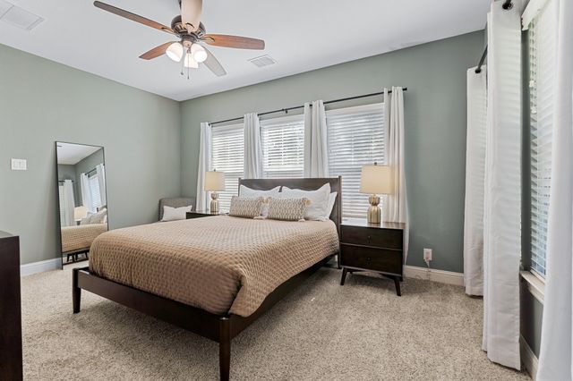 607 S Alamo Street, Weatherford, TX 76086