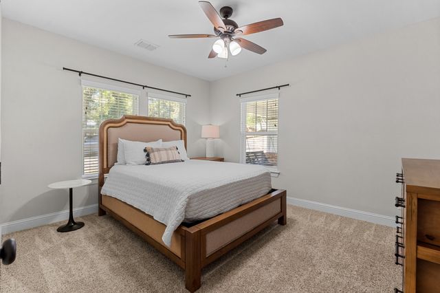 607 S Alamo Street, Weatherford, TX 76086