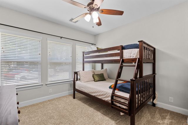 607 S Alamo Street, Weatherford, TX 76086