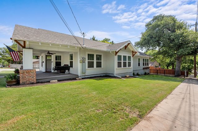 607 S Alamo Street, Weatherford, TX 76086