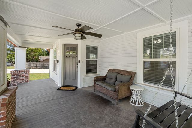 607 S Alamo Street, Weatherford, TX 76086