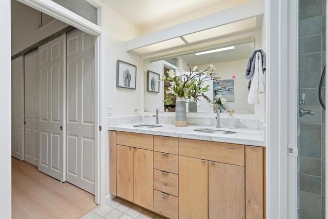 255 Sierra Vista Avenue, Mountain View, CA 94043