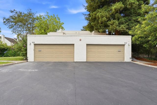 255 Sierra Vista Avenue, Mountain View, CA 94043