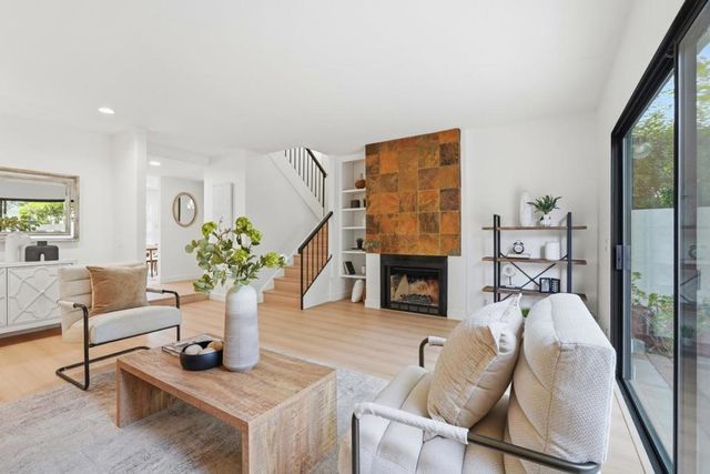 255 Sierra Vista Avenue, Mountain View, CA 94043