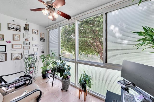 9281 Sunrise Lakes Boulevard 212, Sunrise, FL 33322
