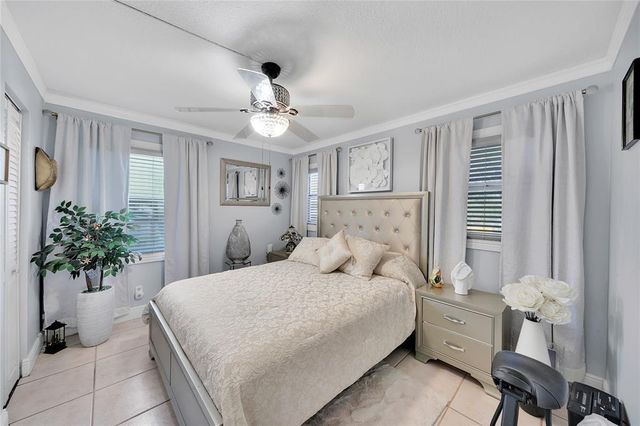9281 Sunrise Lakes Boulevard 212, Sunrise, FL 33322