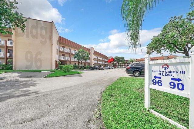 9281 Sunrise Lakes Boulevard 212, Sunrise, FL 33322