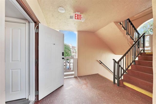 9281 Sunrise Lakes Boulevard 212, Sunrise, FL 33322
