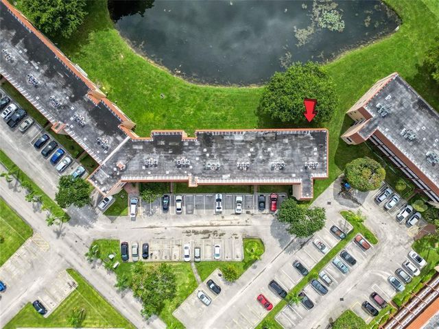 9281 Sunrise Lakes Boulevard 212, Sunrise, FL 33322