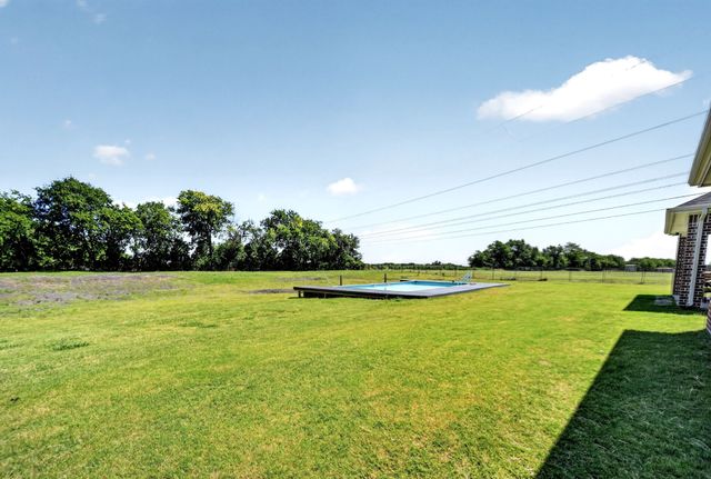 1095 Emilia Drive, Farmersville, TX 75442