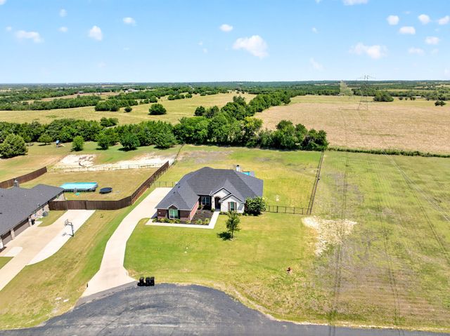 1095 Emilia Drive, Farmersville, TX 75442