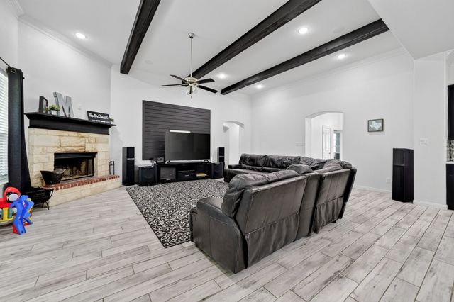 1095 Emilia Drive, Farmersville, TX 75442