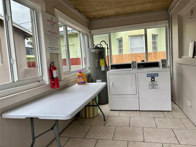 503 N J Street 2, Lake Worth Beach, FL 33460
