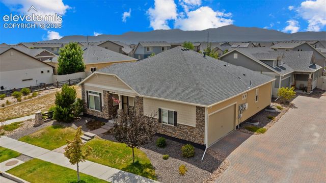 6724 Golden Briar Lane, Colorado Springs, CO 80927