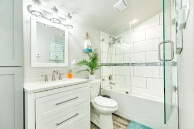 117 Tarpon Avenue, Galveston, TX 77550