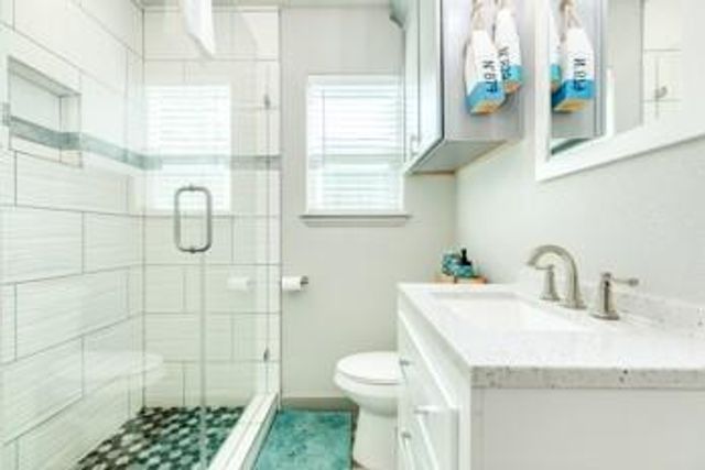 117 Tarpon Avenue, Galveston, TX 77550