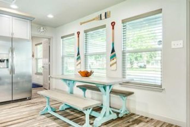 117 Tarpon Avenue, Galveston, TX 77550