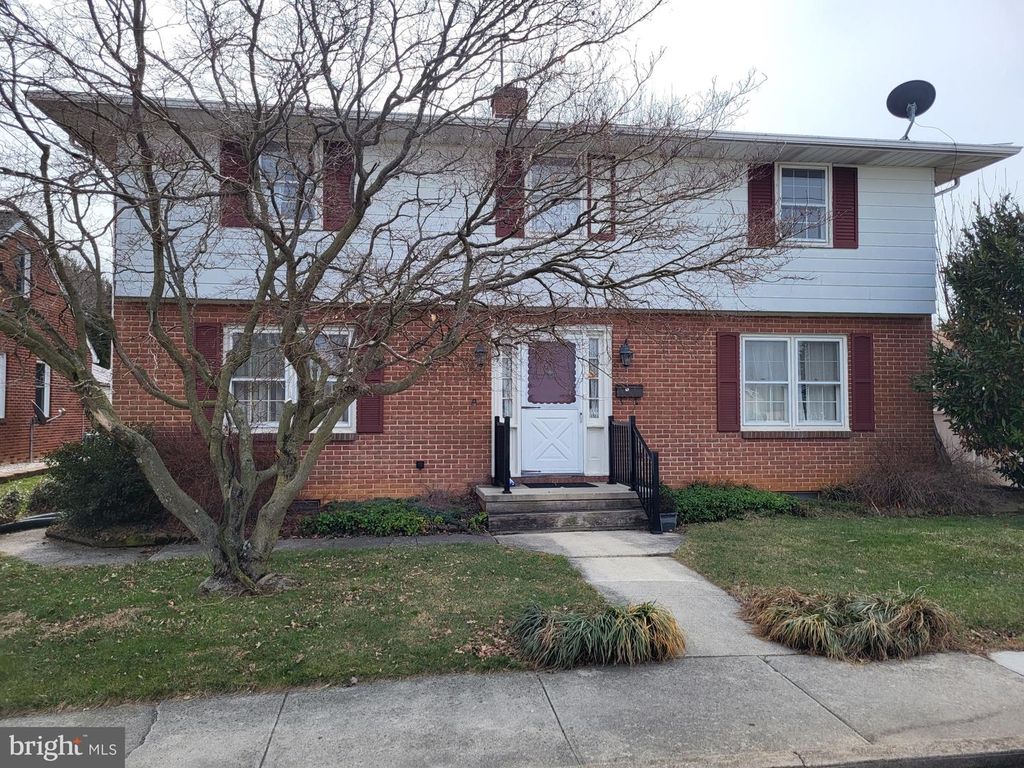 340 FAIRVIEW AVE, Mcsherrystown, PA 17344