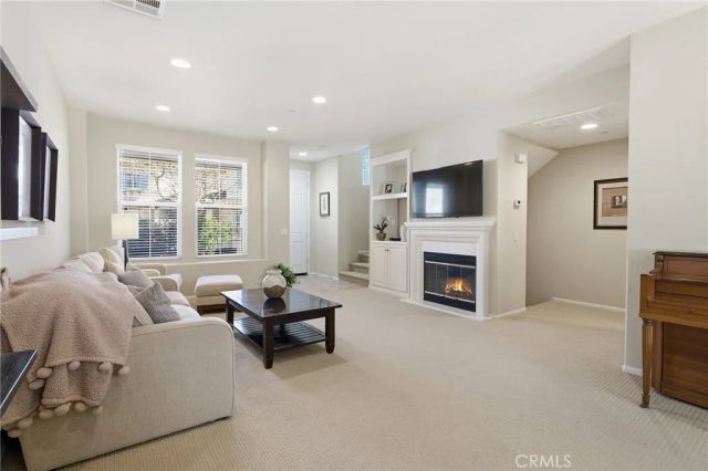 234 Via Antonio, Newbury Park, CA 91320