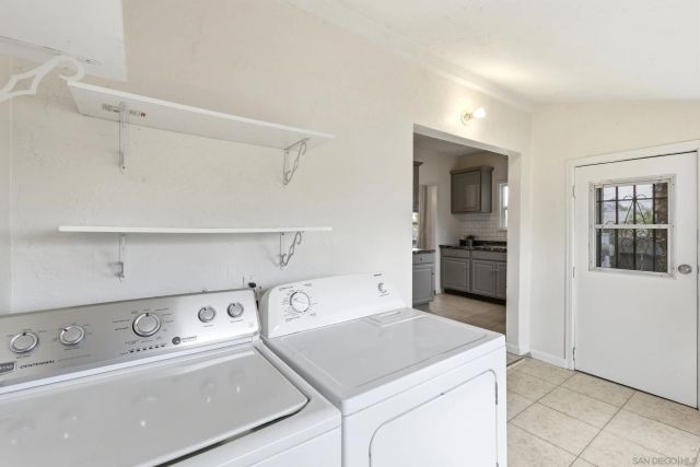 3891 Superba St, San Diego, CA 92113