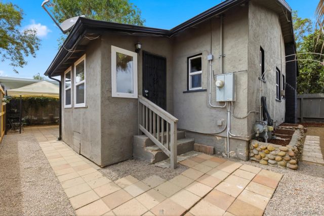 3891 Superba St, San Diego, CA 92113
