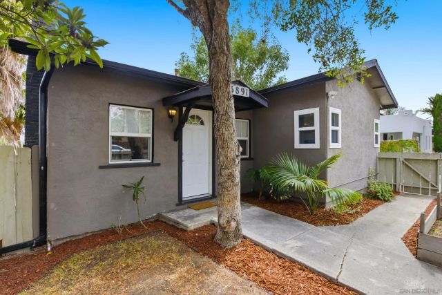 3891 Superba St, San Diego, CA 92113