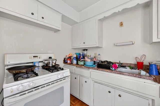5412 W Mill ROAD, Milwaukee, WI 53218