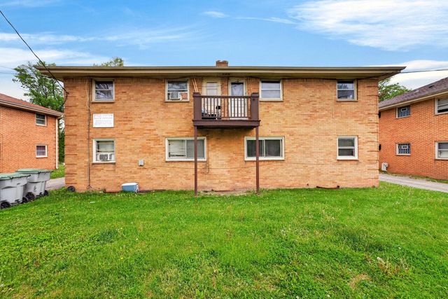 5412 W Mill ROAD, Milwaukee, WI 53218