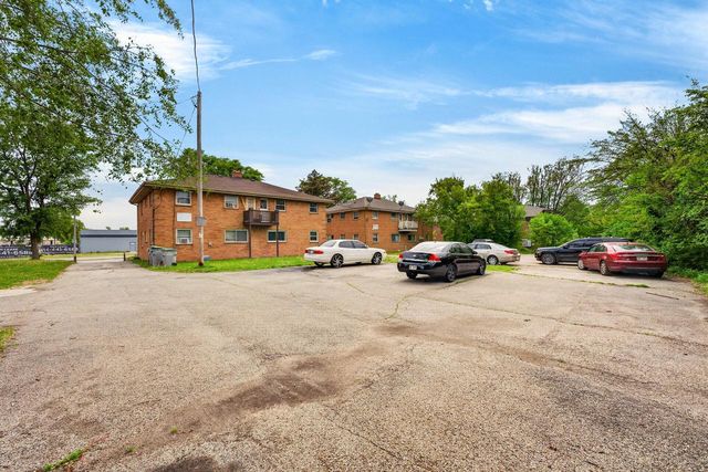 5412 W Mill ROAD, Milwaukee, WI 53218