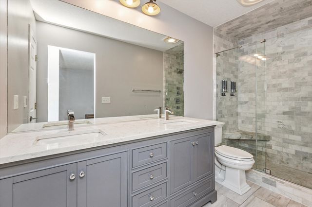 908 SE Rene Street, Ankeny, IA 50021