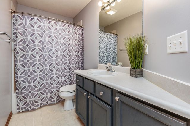 908 SE Rene Street, Ankeny, IA 50021