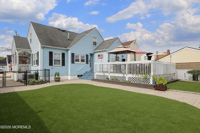 108 Ramsey Avenue, Keansburg, NJ 07734