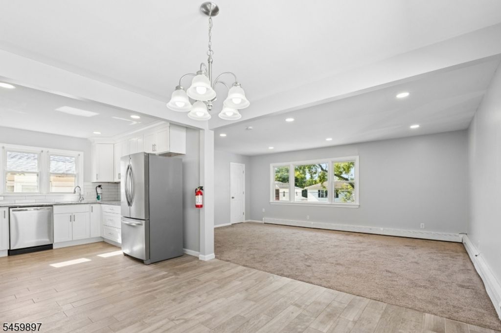 31 Barbara St, Bloomfield Twp., NJ 07003 — photo 5