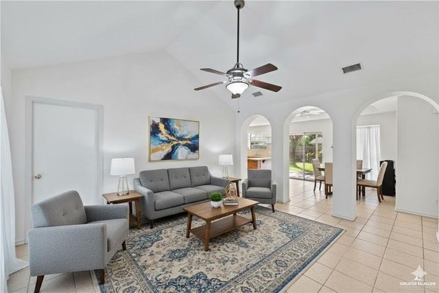 8512 S Morelos, Pharr, TX 78577